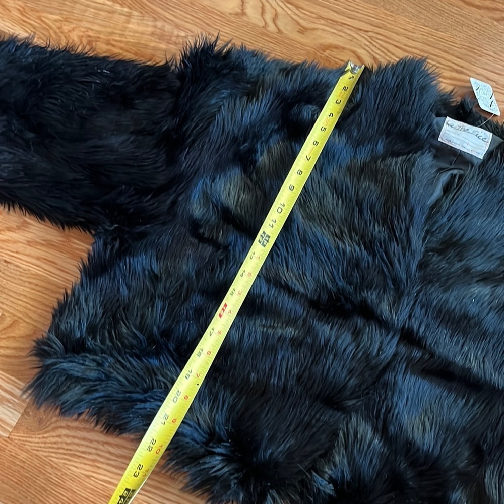 Free People- All Night Faux Fur Jacket Size Large NWT - Picture 10 of 15